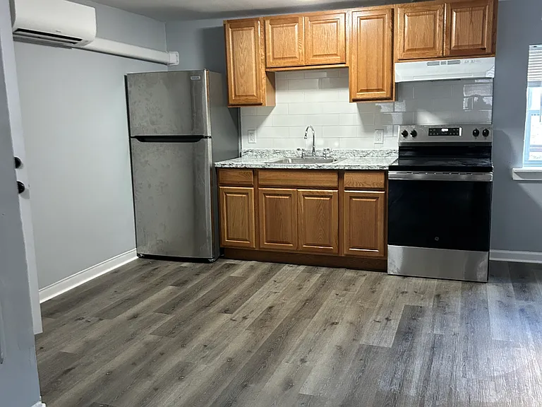 606-618 N. Washington Street — Photo 8