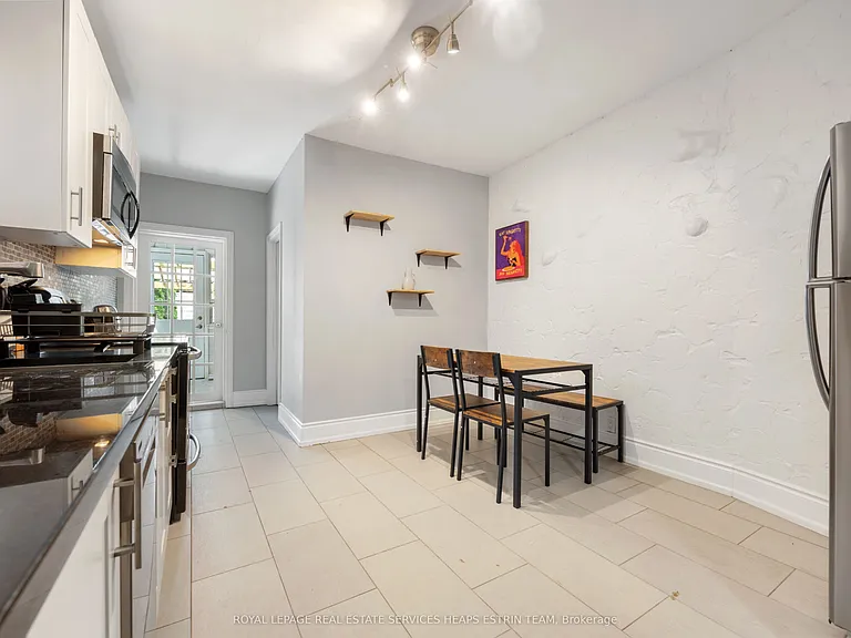 124 Argyle St #MAIN — Photo 7