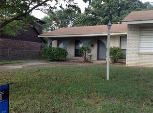 12605 Spring Branch Dr, Balch Springs, TX 75180