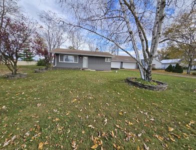 9502 3rd Ave, Cary, IL, 60013