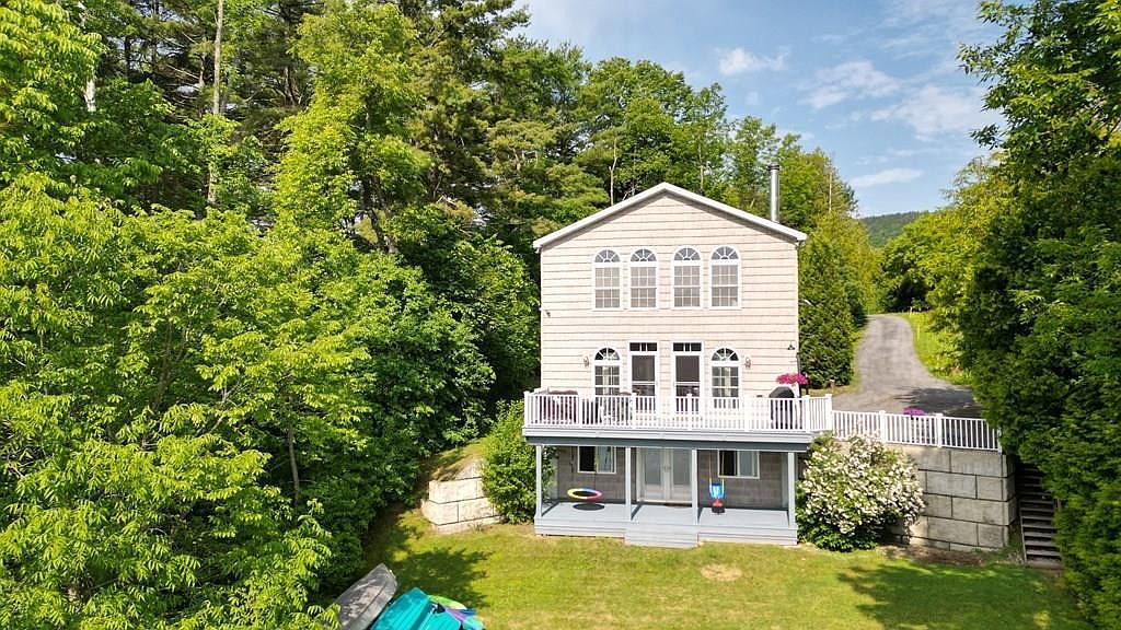 372 Bay Ln, Willsboro, NY 12996 Zillow