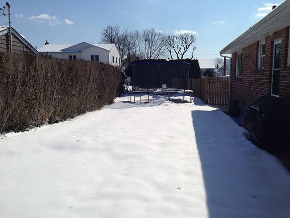 2nd image of 293 Kane Ct