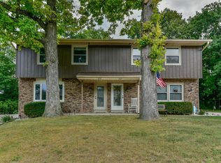 826 Teutonia Dr, Burlington, WI