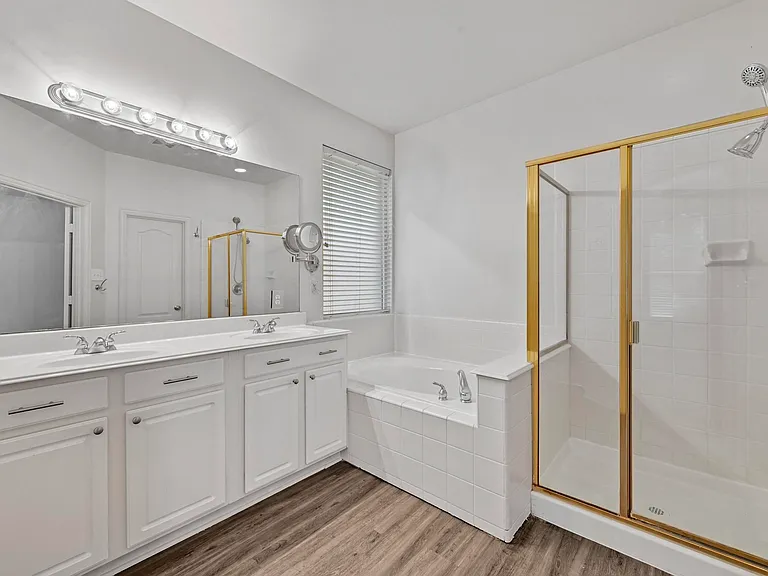 1711 Peregrine Dr — Photo 17