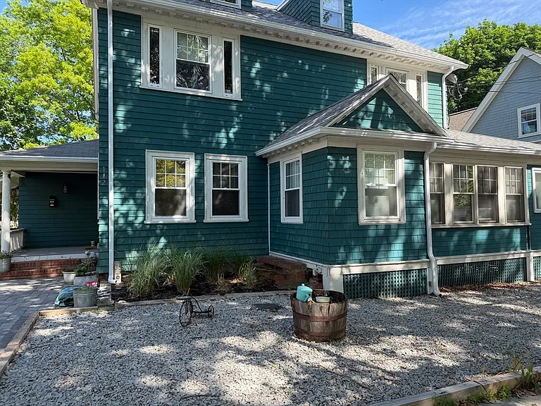 112 Fuller St #1 — Photo 2