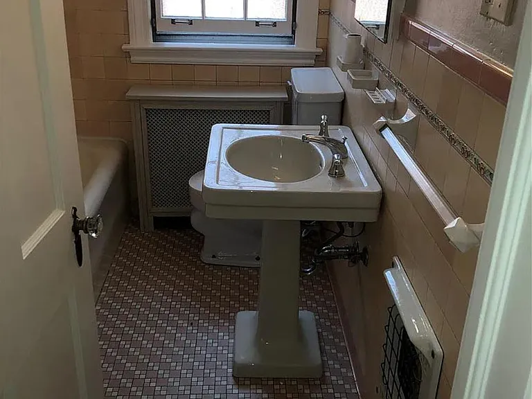 3714 Gridley Rd #2 — Photo 7