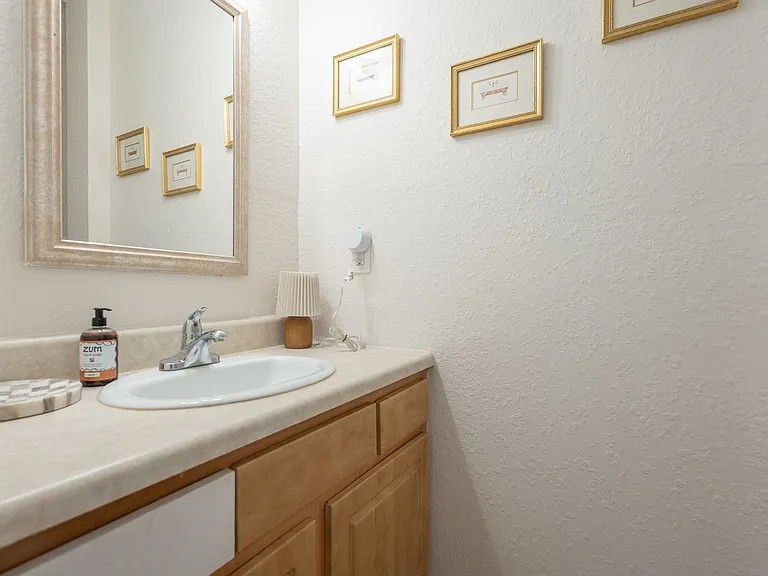 114 Cedar St — Photo 12