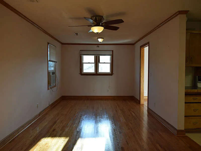 R1 Zoning; Walk to Campus! Centrally Located! — Photo 4