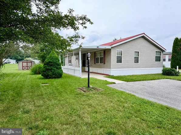 28 Maizefield Dr #28, Shippensburg, PA 17257