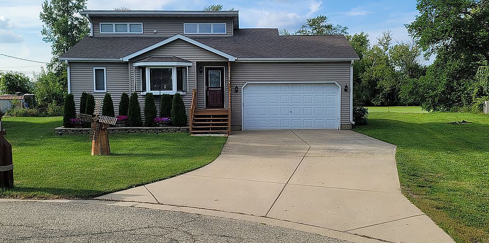 1st image of 35895 N Marine Dr