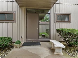 2017 Waterview Ct APT D, South Bend, IN 46637