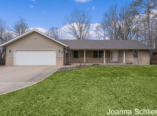 381 Quarterline St, Newaygo, MI 49337