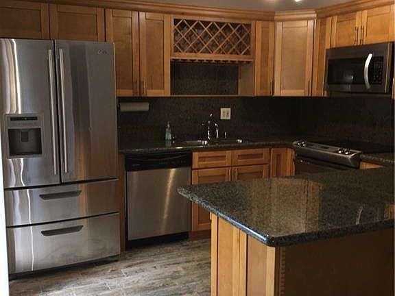 3rd image of 5208 Cedarbend Dr APT 2