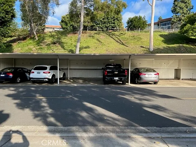 2 bed, 2.0 bath, 1145 sqft, $3,200 — Photo 2