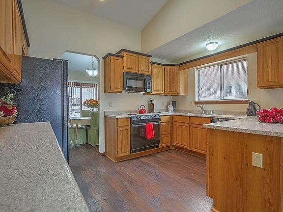 4th image of 7517 Thornwood Dr NW