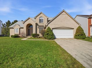 3124 Honeysuckle Dr, Ann Arbor, MI