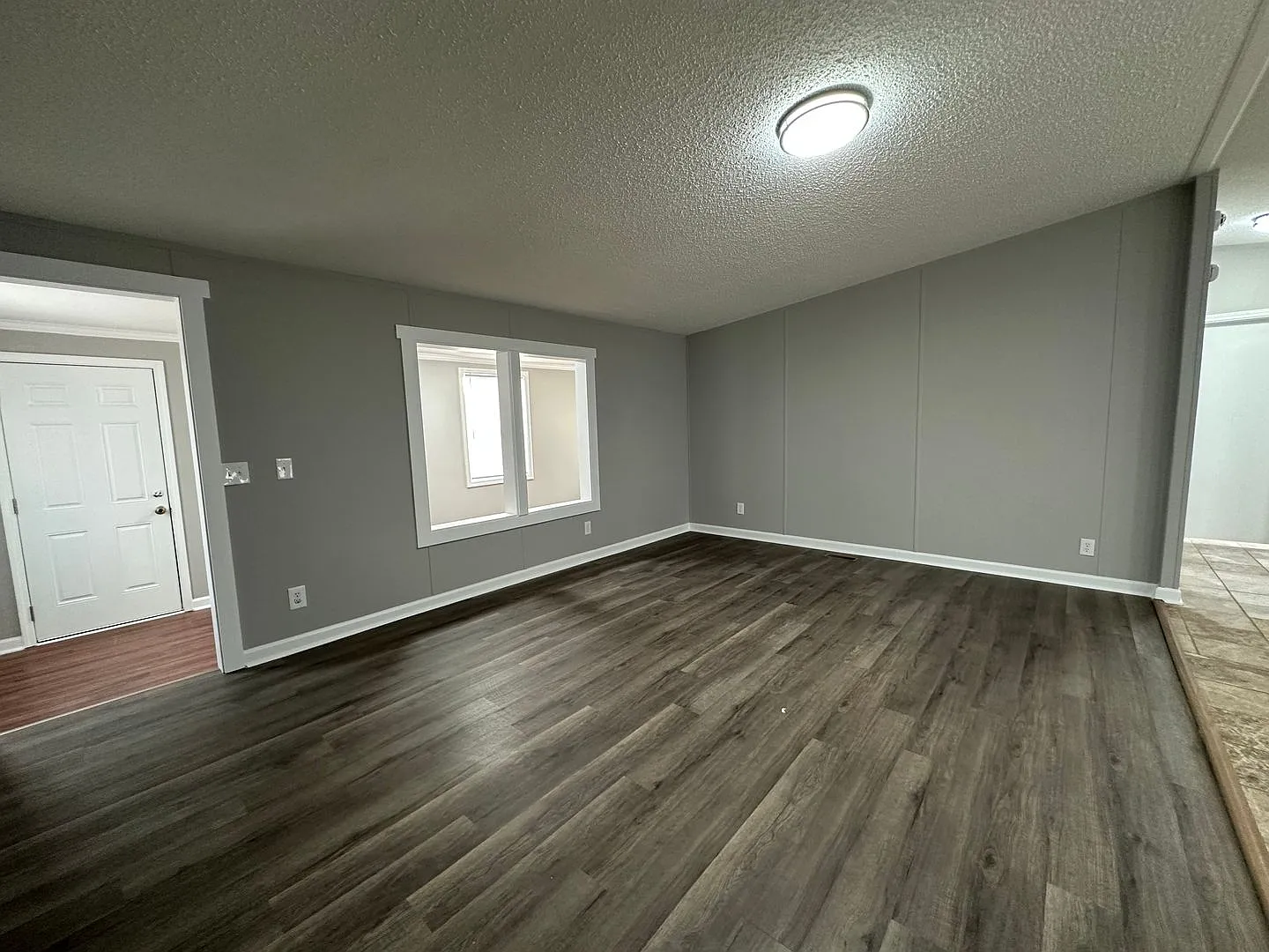 Country Living 3 Bedroom, 2 Bath Home in Stedman. — Photo 3