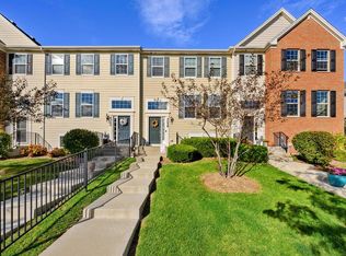 4058 Pompton Ave, Elgin, IL 60124