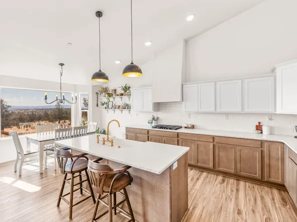 9469 SE Odessa Rd, Prineville, OR 97754