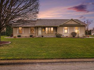 52664 Silver Fox Trl, South Bend, IN