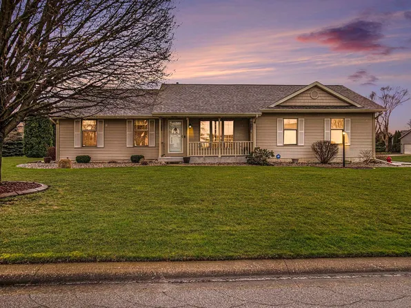 52664 Silver Fox Trl, South Bend, IN 46628