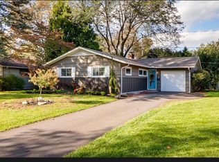 2390 Bristol Rd, Columbus, OH 43221