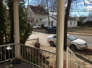 717 Academy Ave, Providence, RI 02908