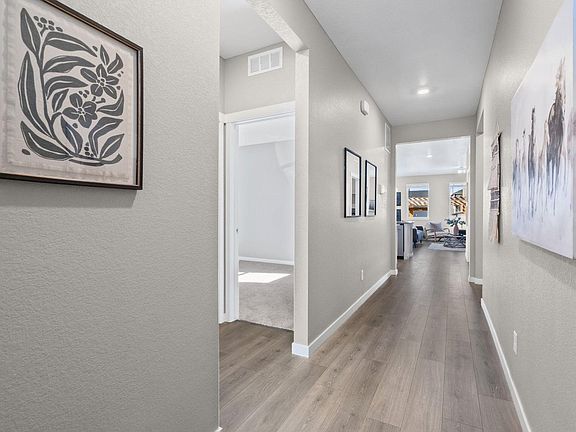 2nd image of 1577 Sun River Rd