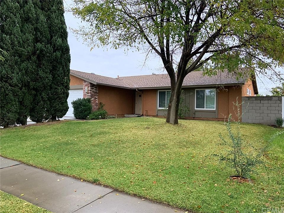 1st image of 7455 Boxwood Ave
