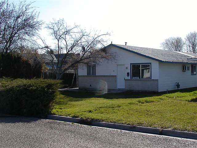 1st image of 316 23rd Ave S