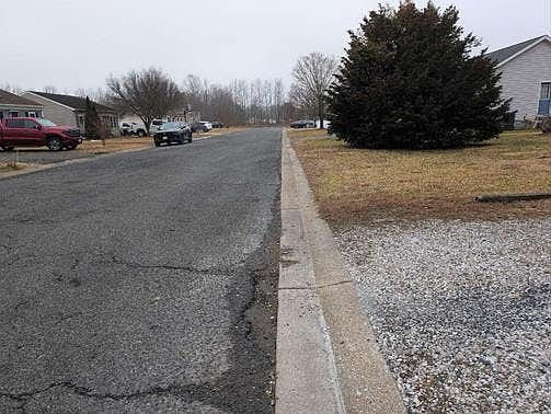 5th image of 9 8th St