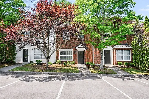 2120 Sardony Ln Photo 1