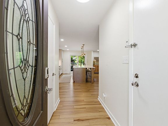 4th image of 7012 Cotton Blossom Ln