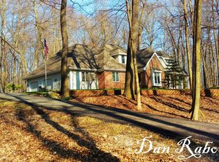 10112 E Rivershore Dr SE, Alto, MI 49302