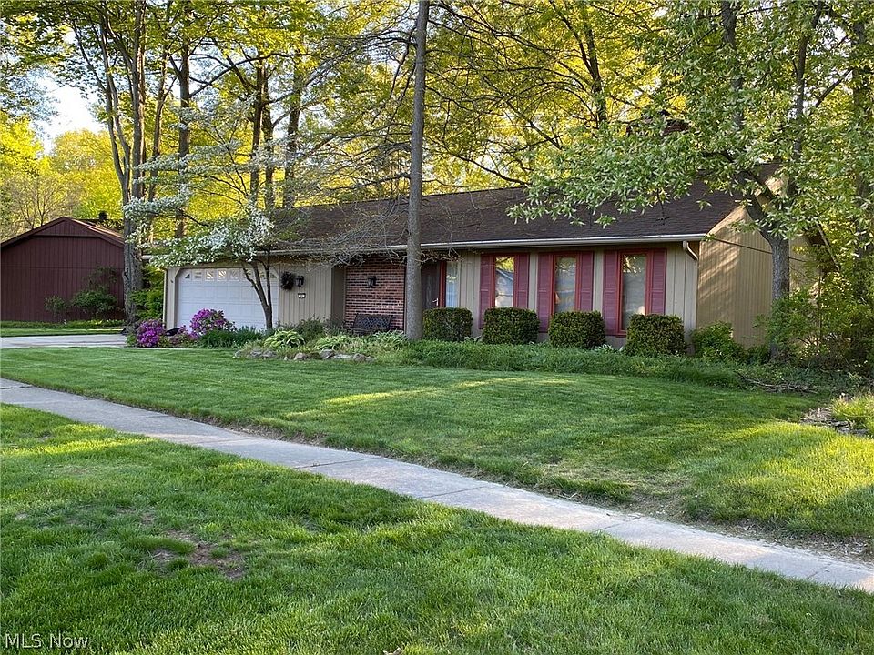 1st image of 9662 Pebble Brook Ln