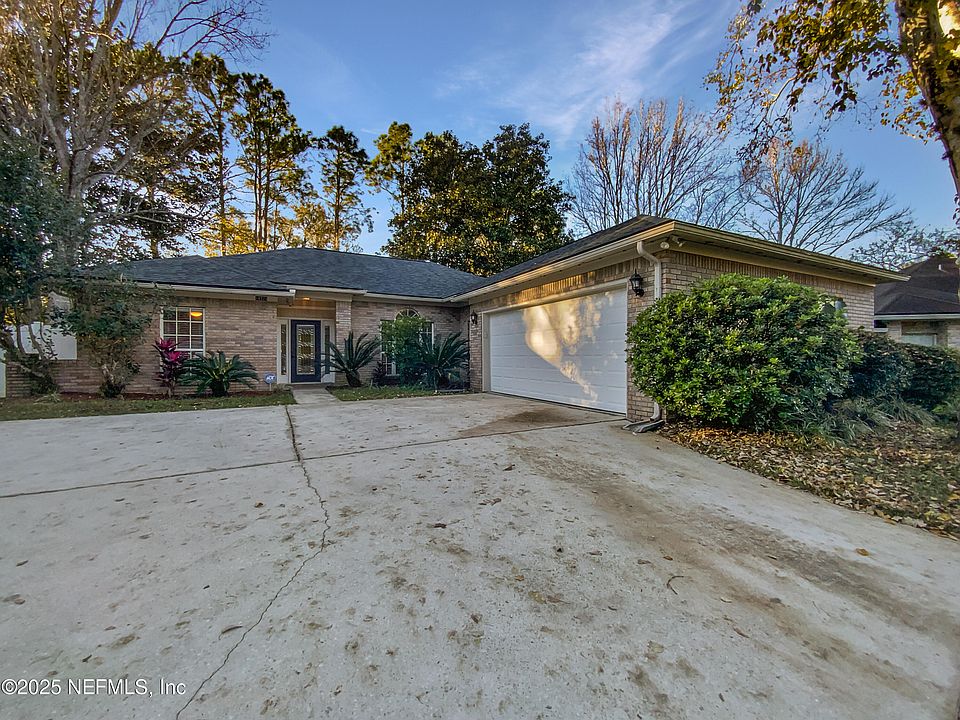 1st image of 10723 AQUILA Court