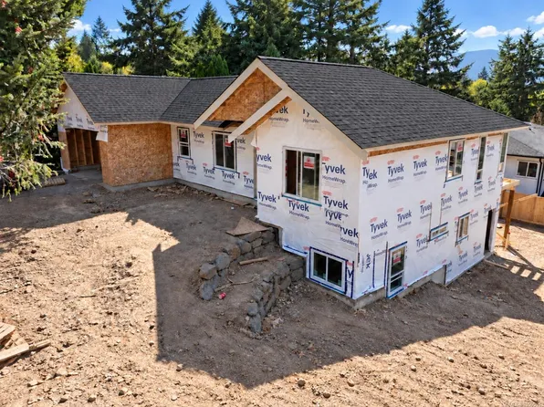 5687 Big Bear Rdg, Nanaimo, BC V9T 2K3