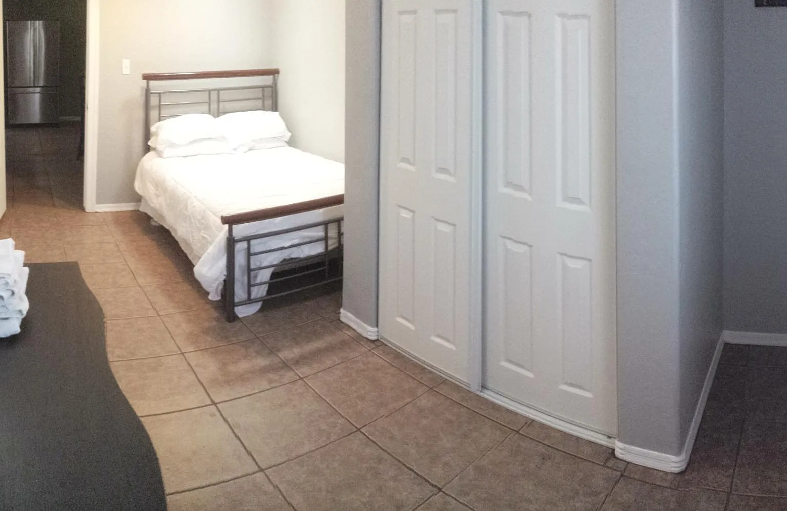 1 bed, 200 sqft, $625 — Photo 1
