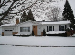 431 W Cherry St, Mason, MI 48854