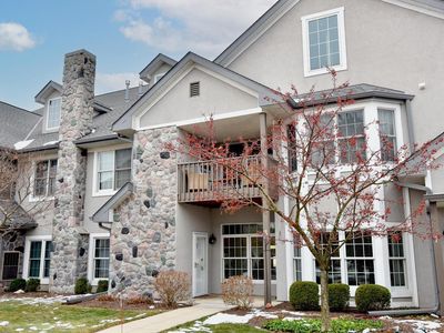 N30W23021 Pineview CIRCLE #3, Pewaukee, WI, 53072