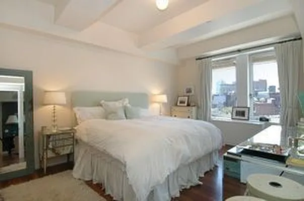 Rented by Douglas Elliman | media 22