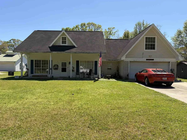 611 W Trout St, Kirbyville, TX 75956