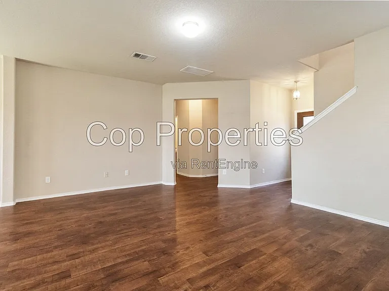 8430 Terlingua Cv — Photo 4