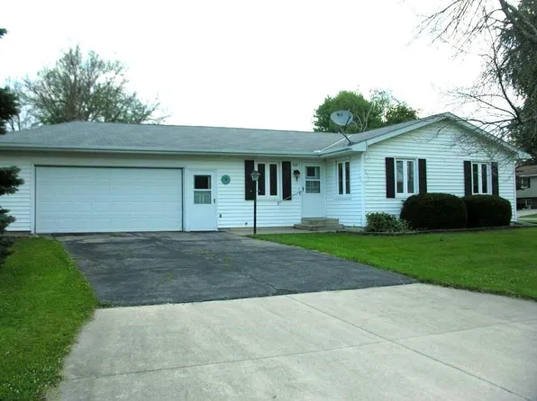 1031 Heritage Dr, Osage, IA 50461