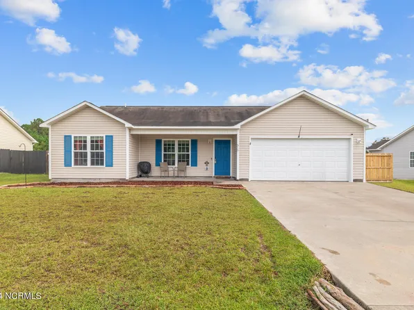 515 Cherry Blossom Lane, Richlands, NC 28574