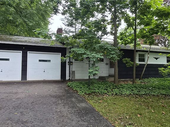 2nd image of 210 Windwood Rd
