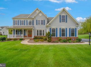 10 Redleaf Rose Ct, Reisterstown, MD 21136