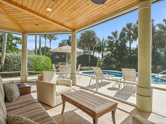 4th image of 2846 SE Dune Dr