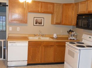 1104 S Murray Rd, Caro, MI 48723