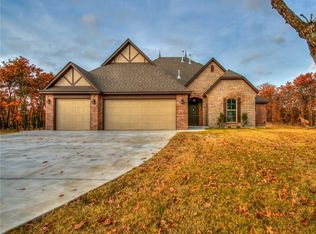 17921 E Reno Ave, Harrah, OK 73045